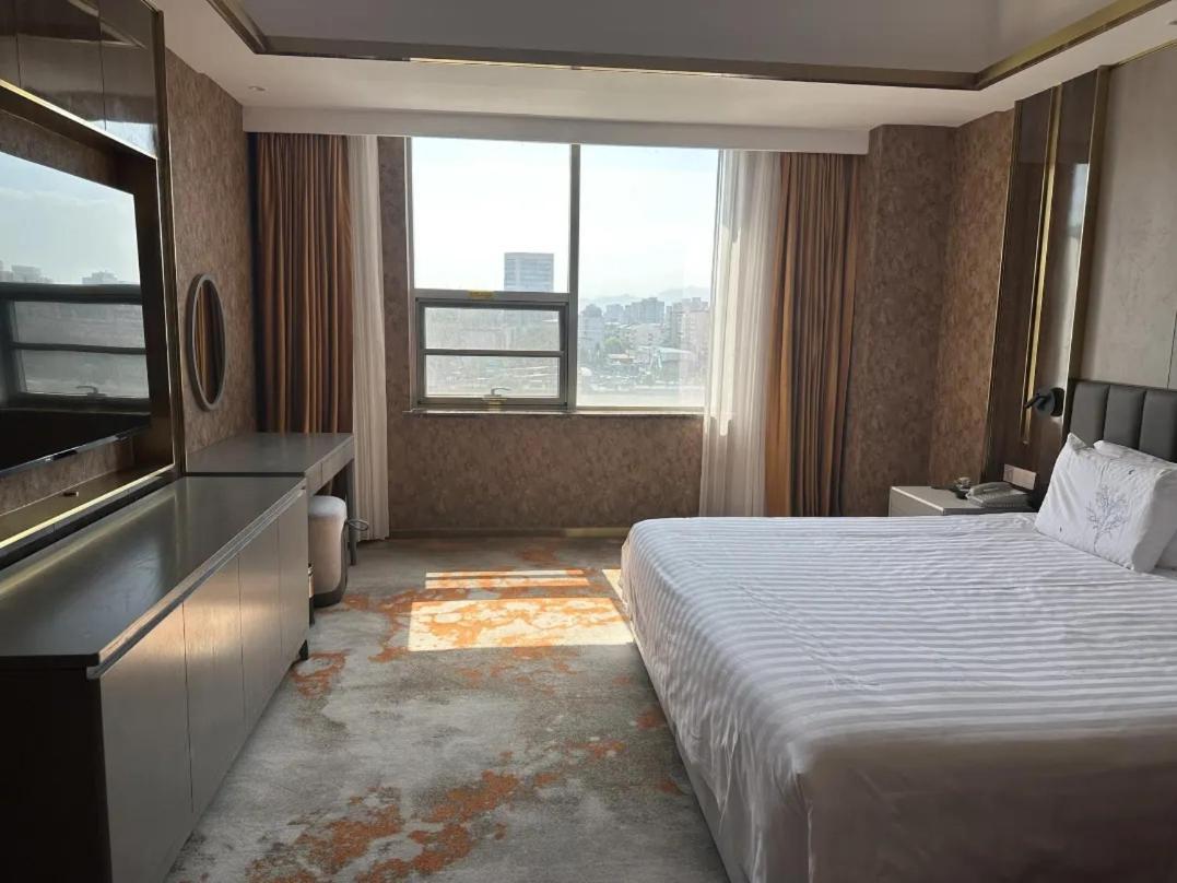 Beijing Jingyi Hotel Eksteriør bilde